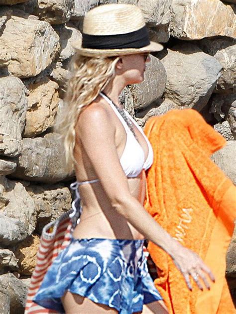 Kate Hudson White Bikini Top N Ibiza ThBlog