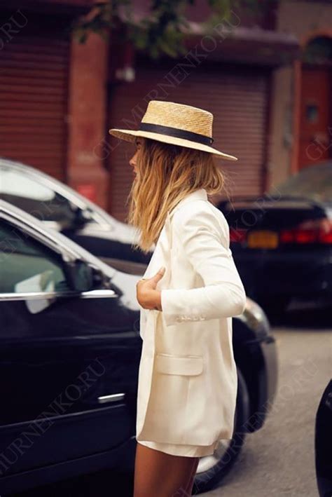 Как подобрать аксессуары к одежде – 73 фото