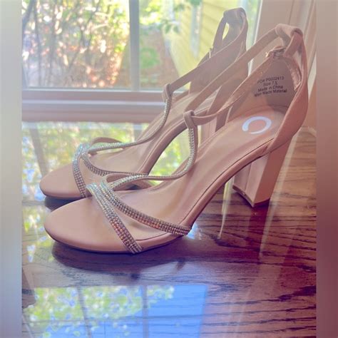Journee Collection Shoes Brand New Denali Nude Heels Journee Collection 75m Poshmark