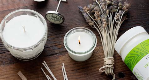 DIY Scented Candles, Your New Favorite Use For Coconut Oil | Thrive Market