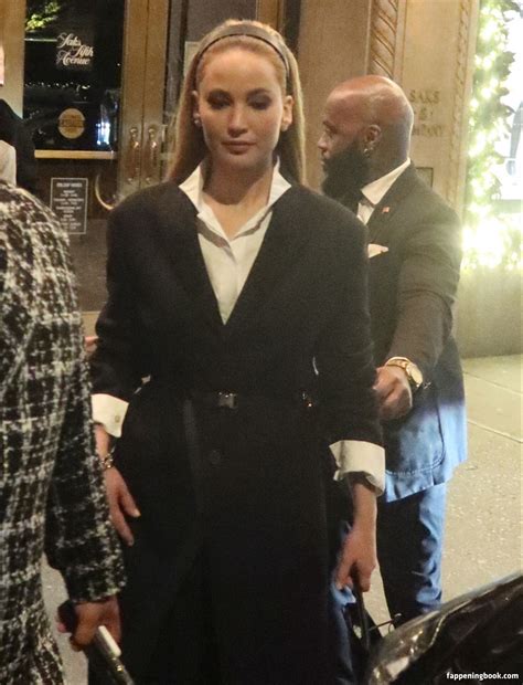 Jennifer Lawrence Jenniferlawrence Nude The Fappening Photo 7129831 FappeningBook