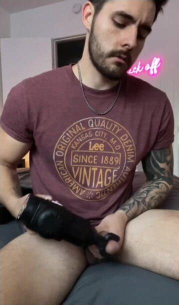 Hot Buff Guy Uses Massage G N And Eats His Cum Thisvid