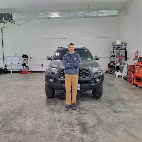 Pronghorn Auto Glass LLC