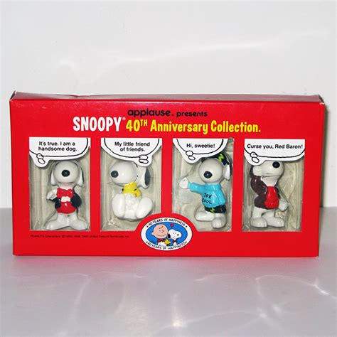 Snoopy 40th Anniversary Pvc Figurines