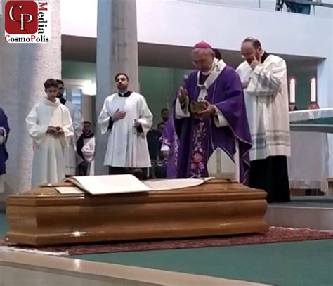 Celebrati I Funerali Di Monsignor Benigno Luigi Papa Cosmopolis