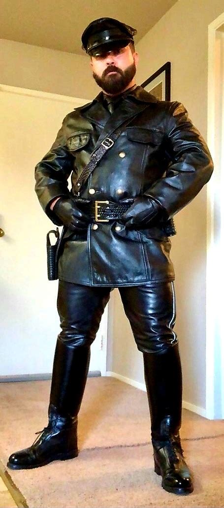 Pin By Craig Hull On Cops Leather Men Leather Gear Leather