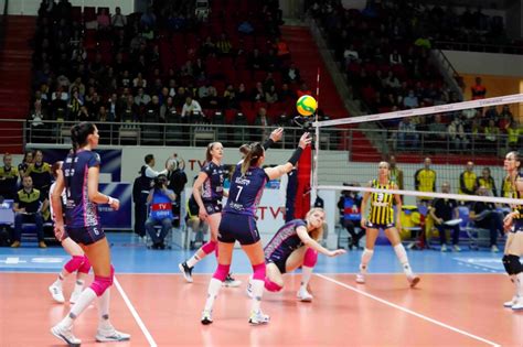 Fenerbah E Opet Cev Ampiyonlar Ligi Nde Eyrek Finalde Voleybolunsesi