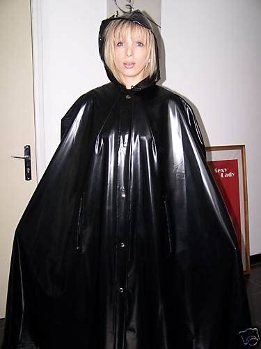 Cape vinyl - Belles en capes - vinyl64 - Photos - Club Doctissimo