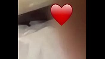 Une Sucette De La Black Au Village XVIDEOS