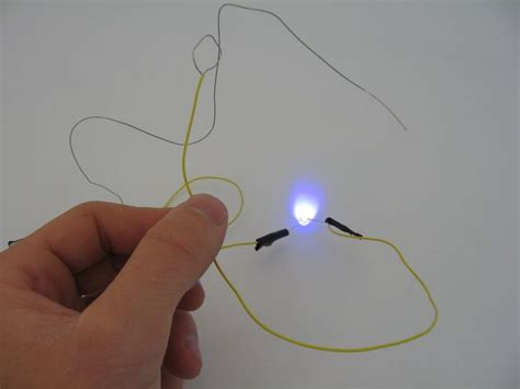 7 Exciting Electric Circuit Projects for Kids | STEM Education Guide