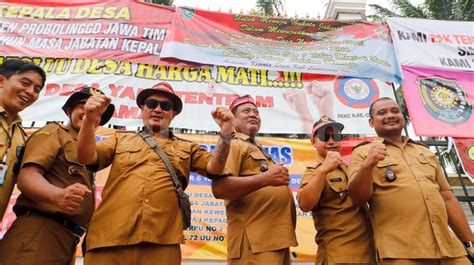 Polemik Jabatan Kades Tahun Demi Kesejahteraan Atau Syahwat Kekuasaan