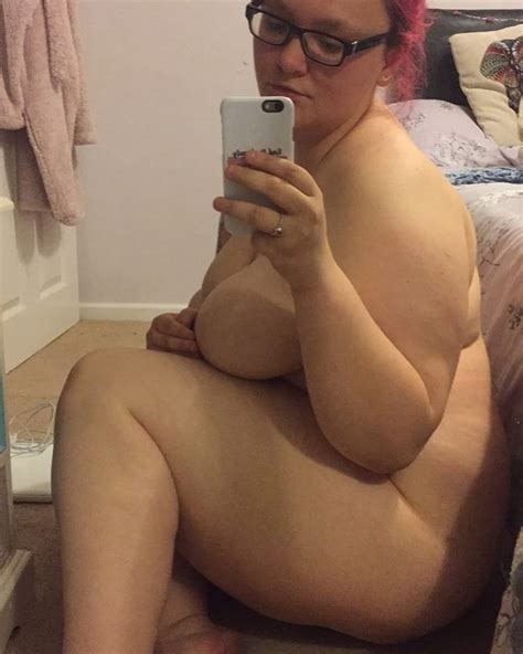Unknown Women BBW How Is Nude In Her Bed Porn Pictures XXX Photos Sex Images