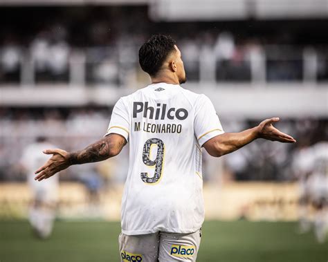 Artilheiro Do Santos Marcos Leonardo Busca Primeiro Gol Contra O