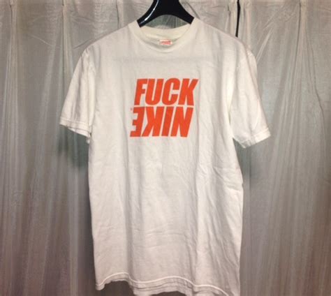 SUPREME FUCK NIKE プロモTシャツ レア Mサイズ 売買されたオークション情報yahooの商品情報をアーカイブ公開 オークファンaucfan