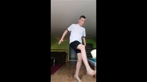 Fotbalová Farma - Stayathomechallenge - YouTube