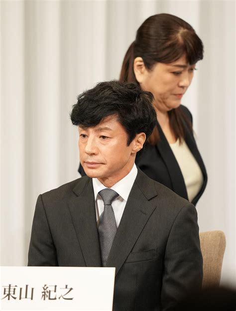 性加害問題でジャニーズ会見 ジュリー氏涙の退任、東山紀之新社長が決意表明／関連記事まとめ 芸能ライブ速報まとめ写真ニュース 日刊スポーツ