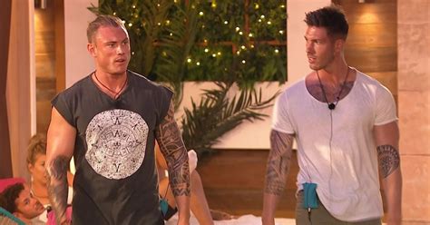 Love Island Tom Powell And Adam Maxted Come To Blows Over Sophie