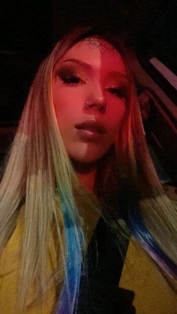 Pterodactylsftw Twowheelsandaponytail Leaked Nude Onlyfans Shemaleleaks