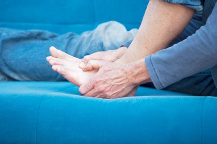 How Rheumatoid Arthritis Affects your Feet