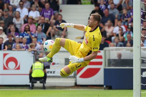 Eintracht Braunschweig Leiht Torh Ter Grill Von Union Berlin