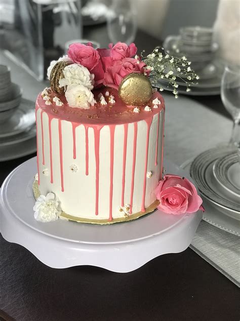 71 Pink And White Birthday Cakes