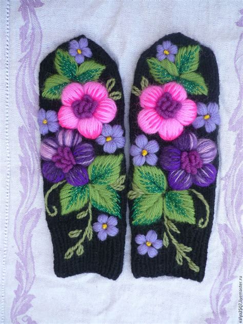 Варежки с вышивкой в интернет-магазине на Ярмарке Мастеров | Варежки ...