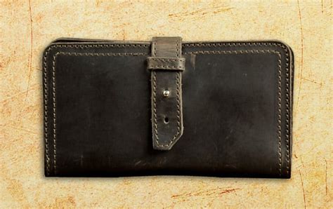 Saddleback Big Wallet - The Awesomer