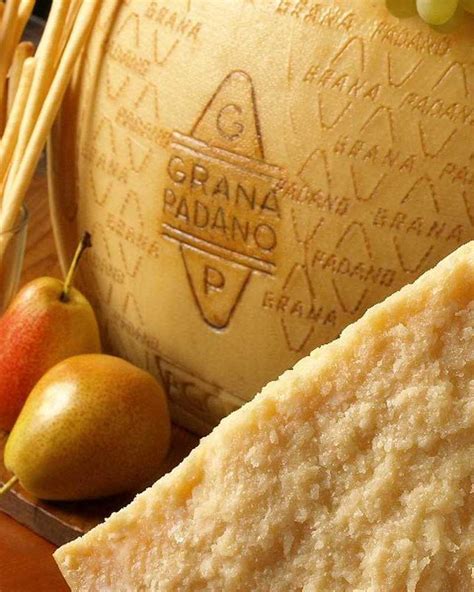 Hartkäse aus Italien Grana Padano 20 Monate gereift im Kilo kaufen