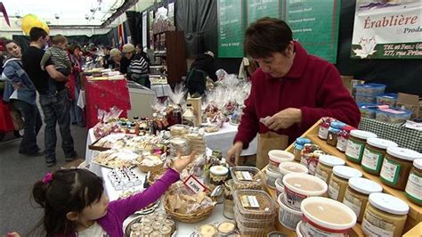 Le 10e marché des saveurs ouvre ses portes à Rimouski Radio Canada