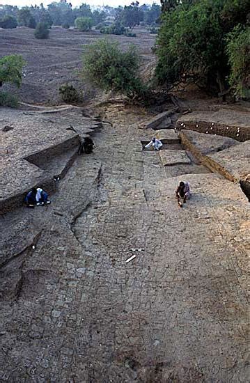 Mound E Perimeter Wall Harappa