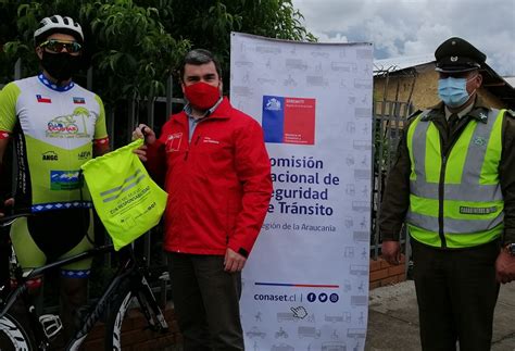 Entregan Kit De Seguridad Vial A Ciclistas En Padre Las Casas