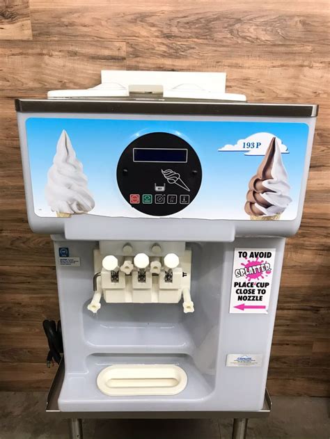 Carpigiani Soft Serve Ice Cream Frozen Yogurt Machine 193 BAR USA N