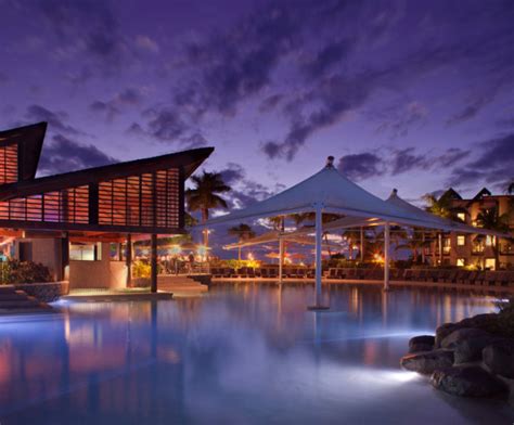 Radisson Blu Resort Fiji - Global Escapes