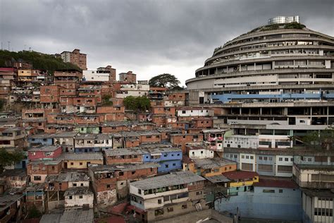 An interactive documentary shows how Venezuela's symbolic shopping mall ...