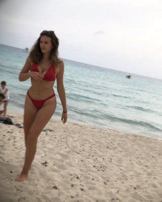 Red Bikini Beach Porn Pics Pictoa