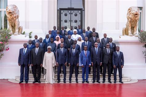 Style vestimentaire du gouvernement Senego Actualité au Sénégal