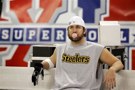 List of Youngest Quarterbacks to Start and Win a Super Bowl | FanDuel ...