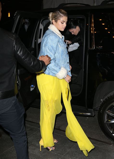 SLENA GOMES Show New Blonde Hair Out In New York HawtCelebs