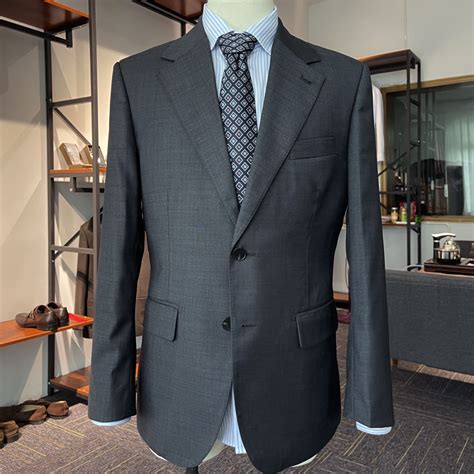 Custom Blazer Made To Measure Men′s Suits Evening Coat Bespoke Men Suit