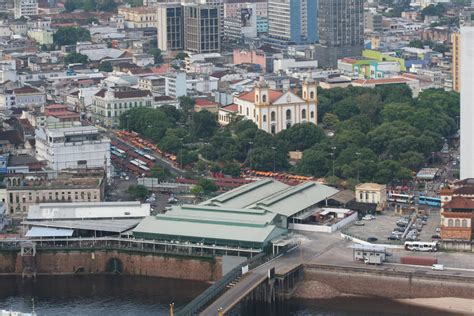 Imagem A Rea Do Porto De Manaus E Igreja Da Matriz Idd