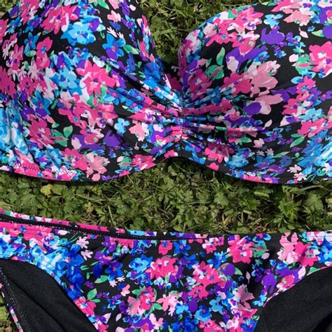 SUPER CUTE BIKINI SIZE UK DD WORN ONCE Depop