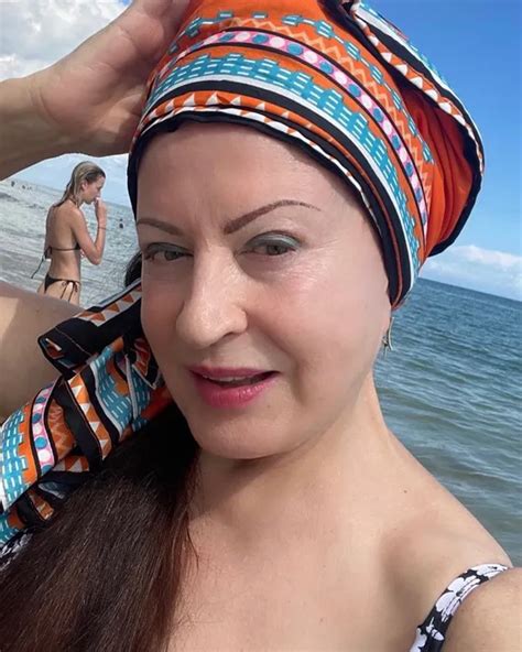 Maria Dragomiroiu s a pozat în costum de baie la 68 de ani Artista