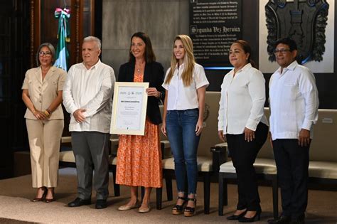 Urbis Entrega Alcaldesa Paty Lobeira De Yunes Reconocimientos Como