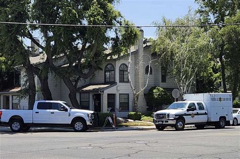 2 Women Found Dead In Their Home Cops Say They Were ‘specifically