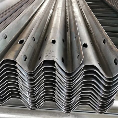 Highway Guardrail Expressway Usage Aashto M W Beam Rail Hot Galvanized Steel ISO Certified