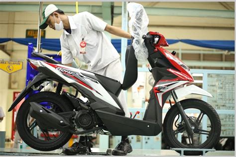 Desain Grafis Terbaru New Honda Beat Esp Dan New Honda Beat Street Esp