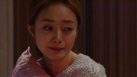 HOT 오로라 공주 회 갑자기 울음을 터뜨리는 박지영 엄마를 그리며 눈물 흘리는 오로라 YouTube