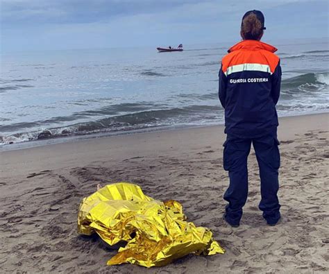 Donna trovata morta a Passoscuro identificata è una 65enne