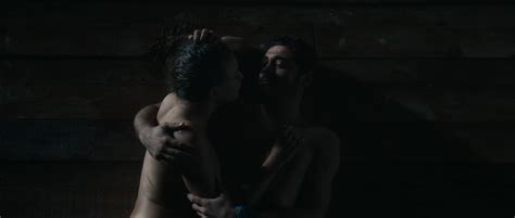 Nude Video Celebs Serenay Sarikaya Nude Shahmaran S E