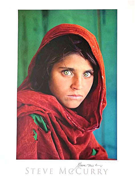 Steve McCurry - Sharbat Gula, Peshawar, Pakistan (Hand signed) For Sale ...